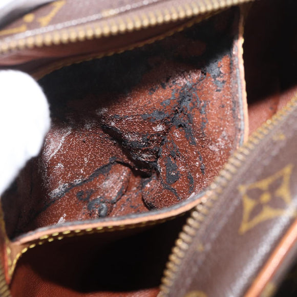 LOUIS VUITTON Monogram Blois Shoulder Bag M51221 LV Auth 176190