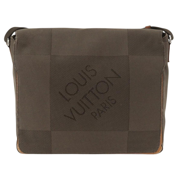 LOUIS VUITTON Damier Geant Messager Shoulder Bag Tail M93030 LV Auth 176308