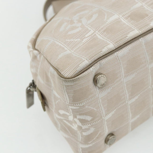 CHANEL New Travel line Shoulder Bag Beige CC Auth 176498