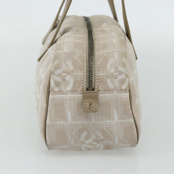 CHANEL New Travel line Shoulder Bag Beige CC Auth 176498