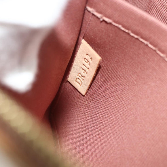 LOUIS VUITTON Vernis Pochette Accessoires Pouch Dunne M90196 LV Auth 176532A