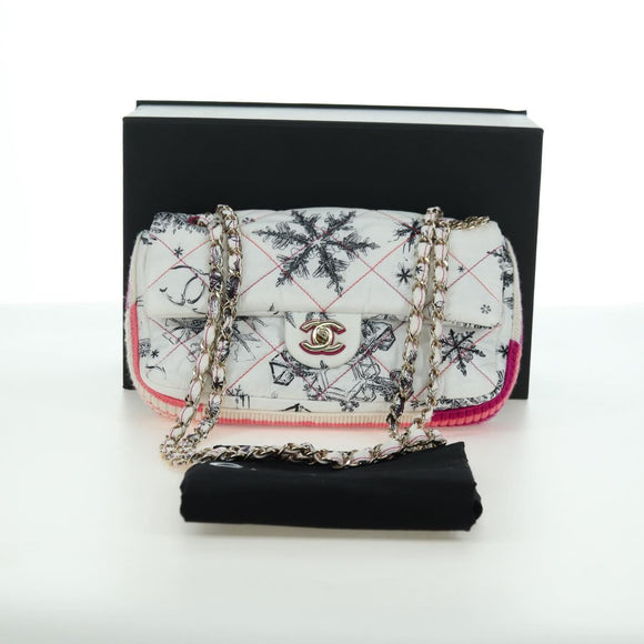 CHANEL Matelasse 26 Chain Shoulder Bag Nylon White Gold CC Auth 176536SAV