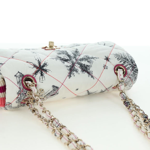 CHANEL Matelasse 26 Chain Shoulder Bag Nylon White Gold CC Auth 176536SAV