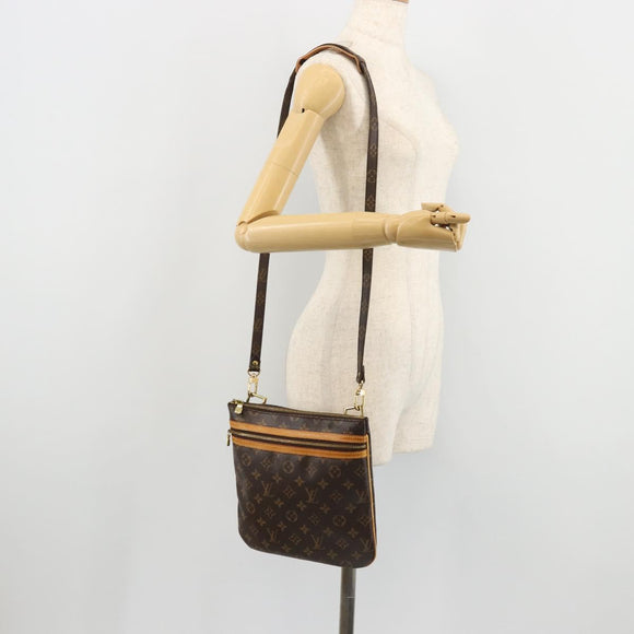 LOUIS VUITTON Monogram Pochette Bosphore Shoulder Bag M40044 LV Auth 176820