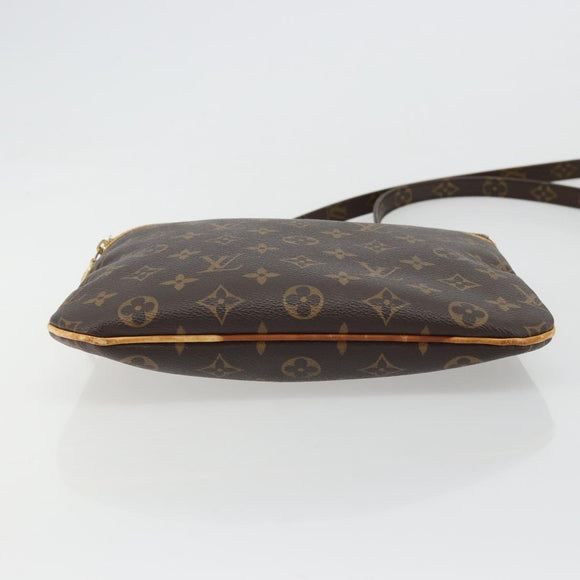 LOUIS VUITTON Monogram Pochette Bosphore Shoulder Bag M40044 LV Auth 176820
