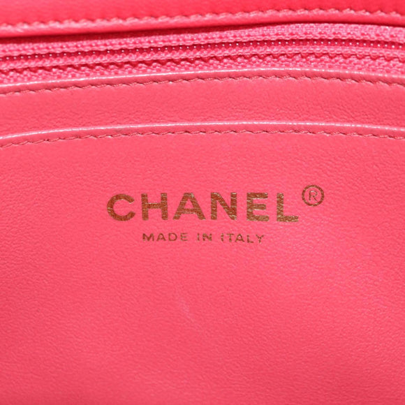 CHANEL Matelasse 20 Chain Shoulder Bag Lamb Skin Red Gold CC Auth 177140SAM
