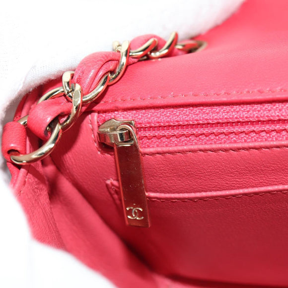 CHANEL Matelasse 20 Chain Shoulder Bag Lamb Skin Red Gold CC Auth 177140SAM