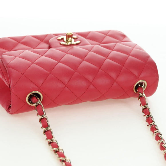 CHANEL Matelasse 20 Chain Shoulder Bag Lamb Skin Red Gold CC Auth 177140SAM