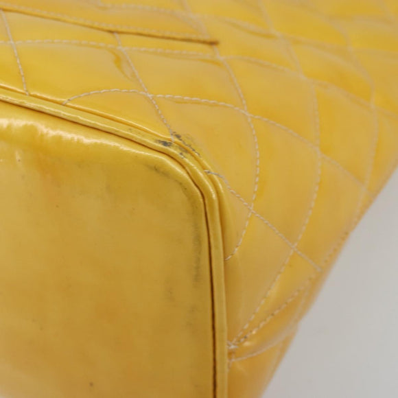CHANEL Standard Tote Bag Patent leather Yellow CC Auth 177242