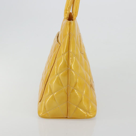 CHANEL Standard Tote Bag Patent leather Yellow CC Auth 177242