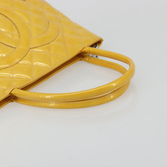 CHANEL Standard Tote Bag Patent leather Yellow CC Auth 177242