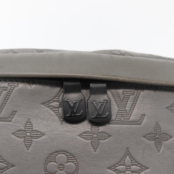 LOUIS VUITTON Monogram Shadow Discovery Bum Bag PM Gray M46108 LV Auth 177293