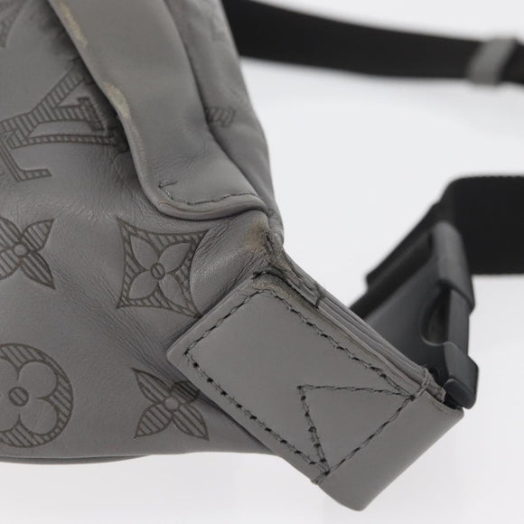 LOUIS VUITTON Monogram Shadow Discovery Bum Bag PM Gray M46108 LV Auth 177293