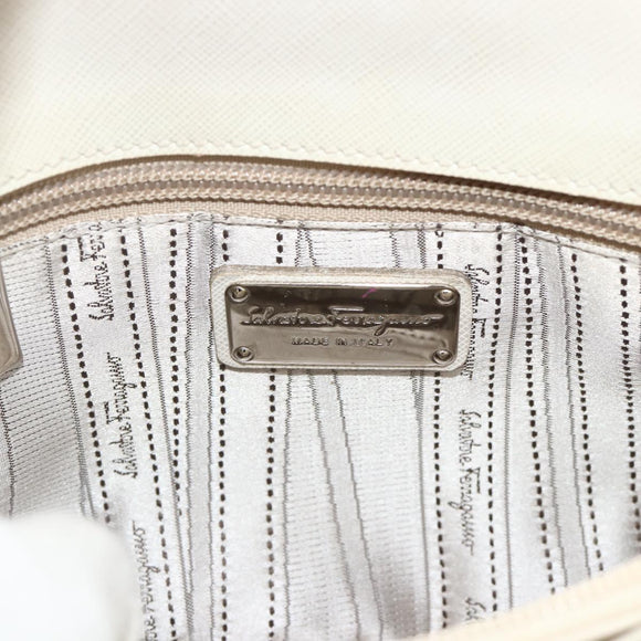 Salvatore Ferragamo Gancini Hand Bag Leather White Silver Auth 177310A