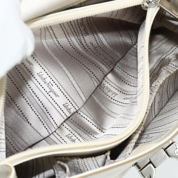 Salvatore Ferragamo Gancini Hand Bag Leather White Silver Auth 177310A