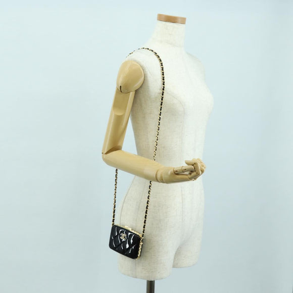CHANEL Matelasse Chain Shoulder Bag Patent leather Black Gold CC Auth 177455SM