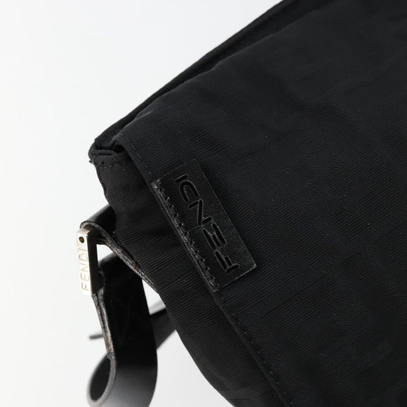FENDI Zucca Canvas Schultertasche Schwarz Silber Auth 177493A