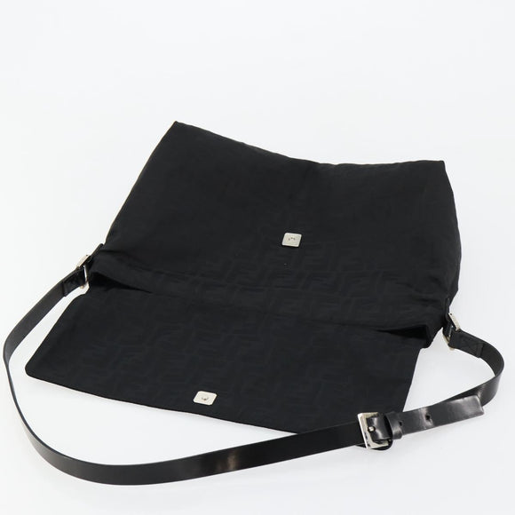 FENDI Zucca Canvas Schultertasche Schwarz Silber Auth 177493A
