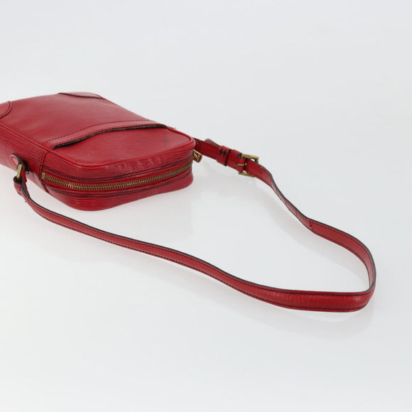 LOUIS VUITTON Epi Danube Shoulder Bag Red M45637 LV Auth 177658