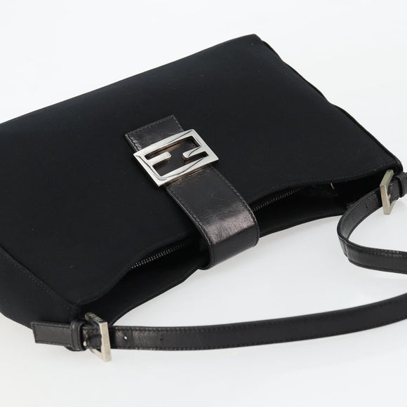 FENDI Schoudertas Zwart Zilver Auth 177685