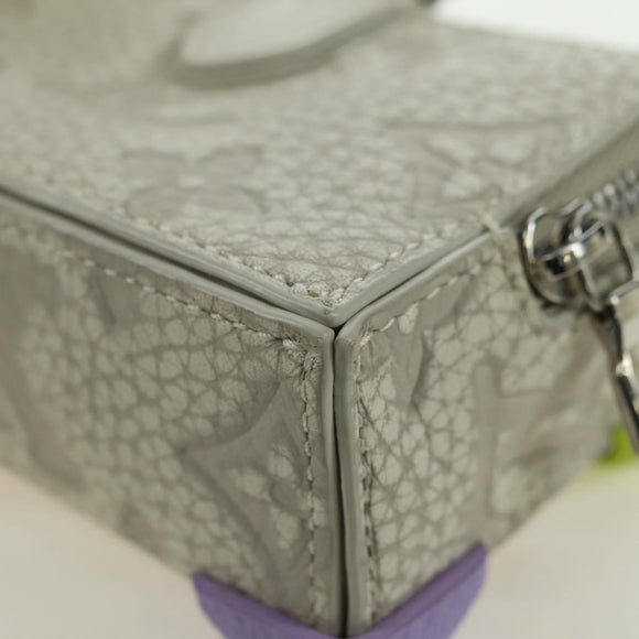 LOUIS VUITTON Taurillon Clemence Climbing Pouch Gray MP3383 LV Auth 177975M
