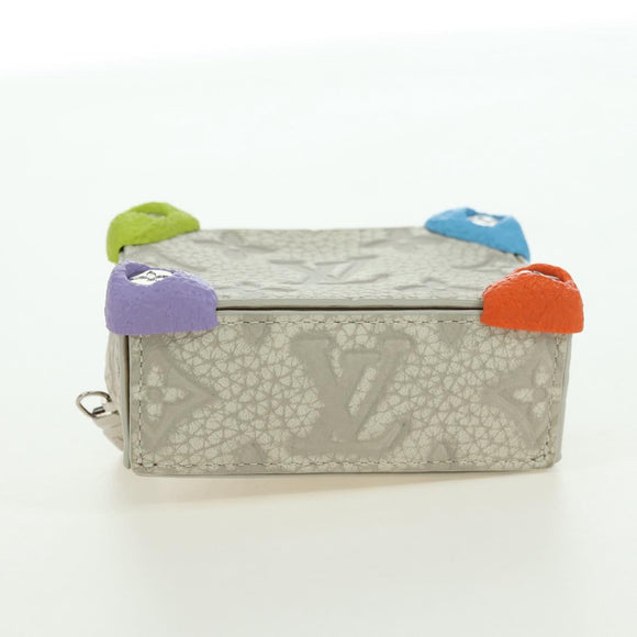 LOUIS VUITTON Taurillon Clemence Climbing Pouch Gray MP3383 LV Auth 177975M