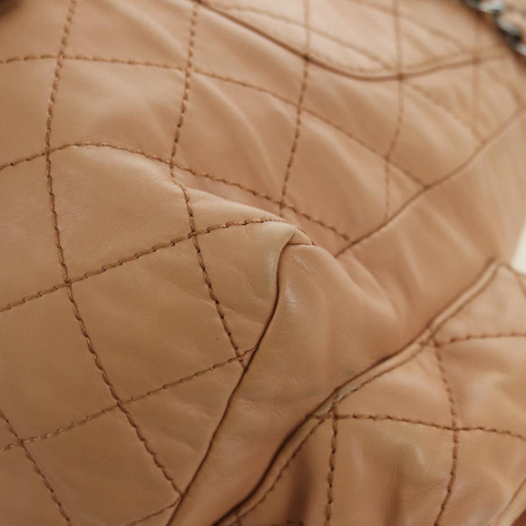 CHANEL Matelasse Chain Backpack Lamb Skin Beige Silver CC Auth 177984SAV