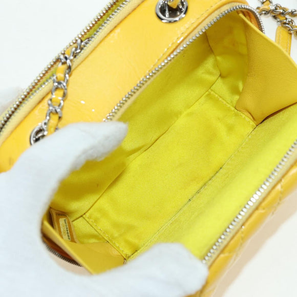 CHANEL Matelasse Chain Shoulder Bag Patent leather Yellow Silver CC Auth 177988V
