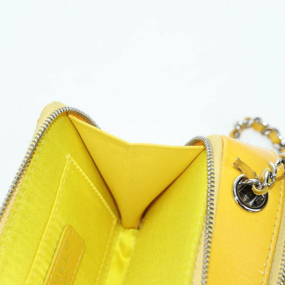 CHANEL Matelasse Chain Shoulder Bag Patent leather Yellow Silver CC Auth 177988V