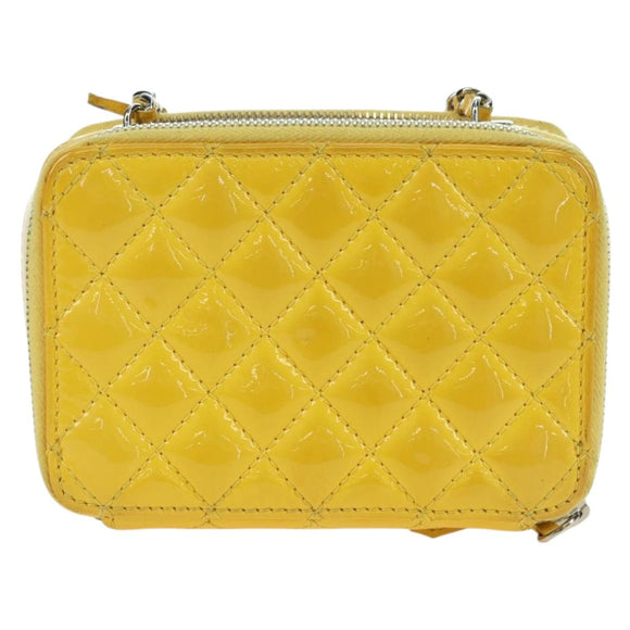 CHANEL Matelasse Chain Shoulder Bag Patent leather Yellow Silver CC Auth 177988V