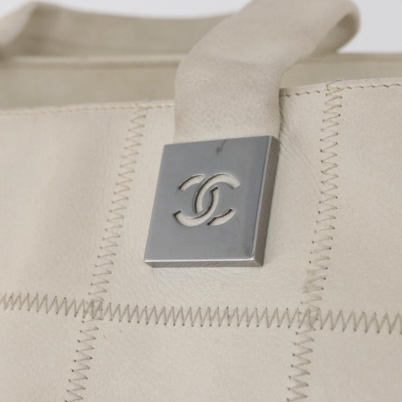CHANEL Choco Bar Handtas Leer Wit Zilveren CC Auth 178206
