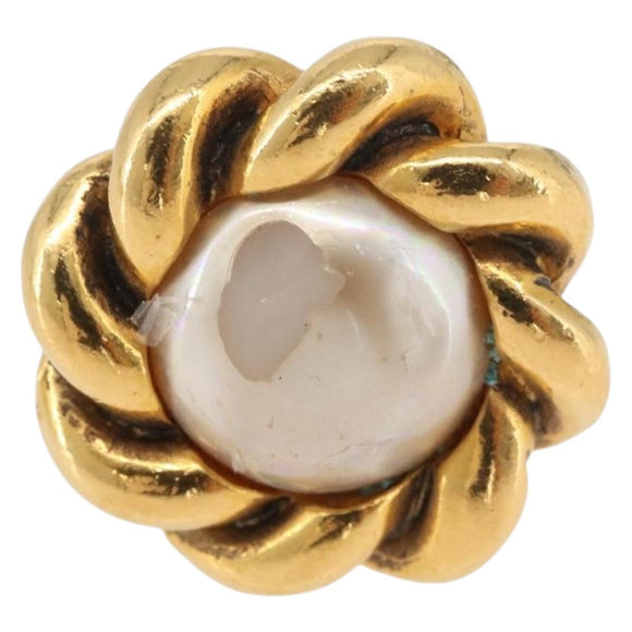 CHANEL Earring metal Gold CC Auth 178396