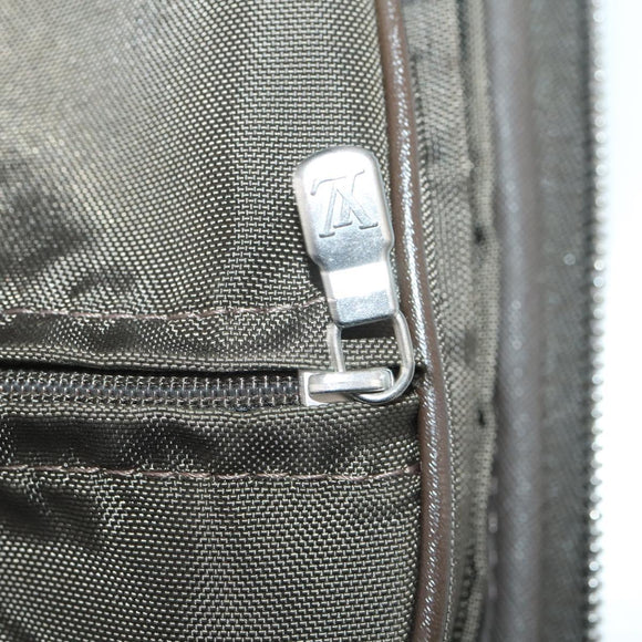 LOUIS VUITTON Taiga Pegas 45 Suitcase Grizzly M23314 LV Auth 178613