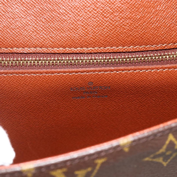 LOUIS VUITTON Monogram Saint Cloud GM Shoulder Bag M51242 LV Auth 178662A