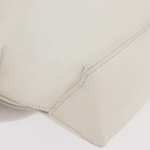 CHANEL Essential Hand Bag Leather White CC Auth 178954V