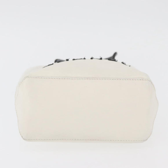 CHANEL Essential Hand Bag Leather White CC Auth 178954V
