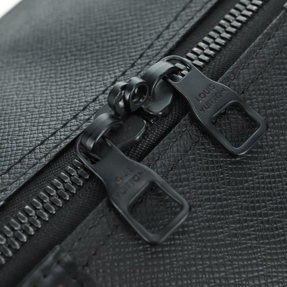 LOUIS VUITTON Taiga Rainbow Keepall Bandouliere 50 Bag Black M30345 Auth 179178V