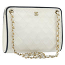 CHANEL Matelasse Chain Shoulder Bag Leather White Gold CC Auth 179186-1