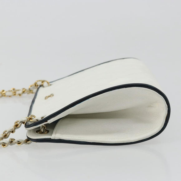 CHANEL Matelasse Chain Shoulder Bag Leather White Gold CC Auth 179186