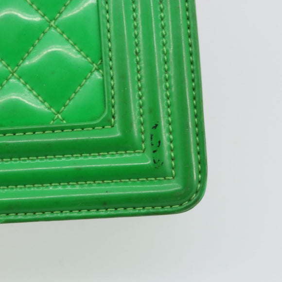 CHANEL Matelasse Chain Shoulder Bag Patent leather Green CC Auth 179242