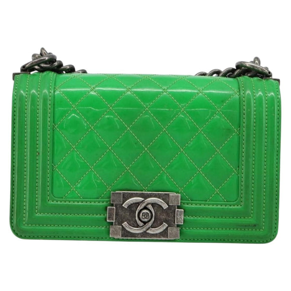 CHANEL Matelasse Chain Shoulder Bag Patent leather Green CC Auth 179242