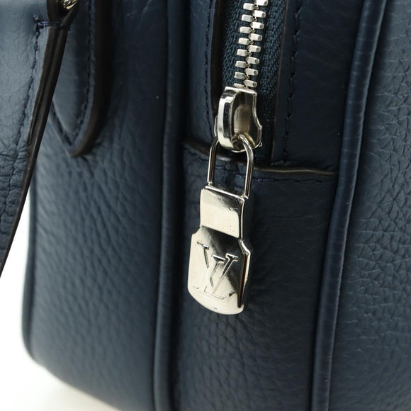 LOUIS VUITTON Amazon Shoulder Bag Taurillon Leather Navy M54302 LV Auth 179307SV