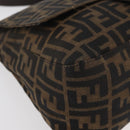 FENDI Zucca Canvas Mamma Baguette Schoudertas Zwart Bruin Auth 179387V-14