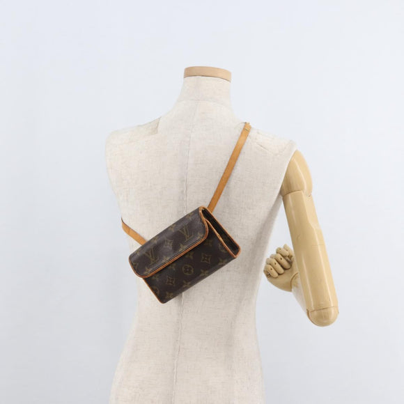 LOUIS VUITTON Monogram Pochette Florentine Heuptas M51855 LV Auth 179682