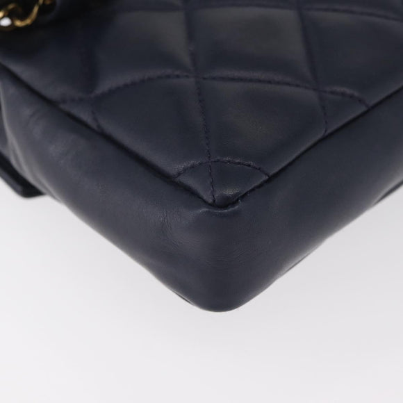 CHANEL Matelasse Waist Bag Lamb Skin Navy Gold CC Auth 179694