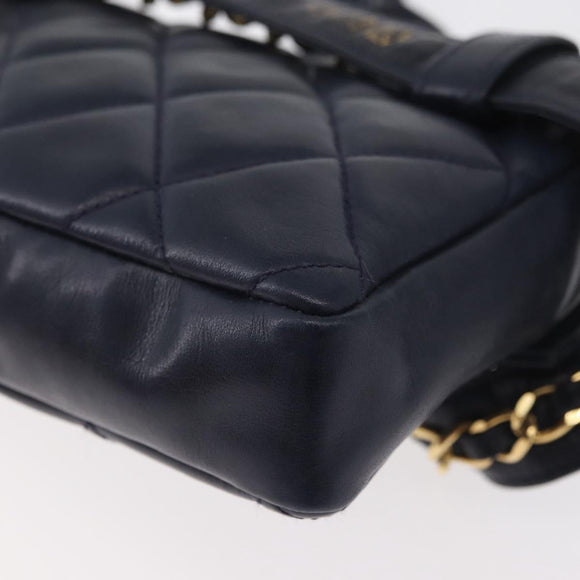 CHANEL Matelasse Waist Bag Lamb Skin Navy Gold CC Auth 179694