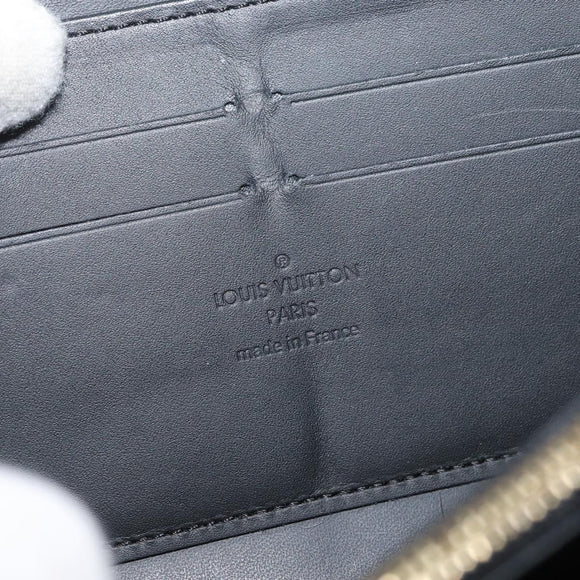 LOUIS VUITTON Vernis Nicolas Ghesquière Zippy Wallet White M50370 Auth 179779A