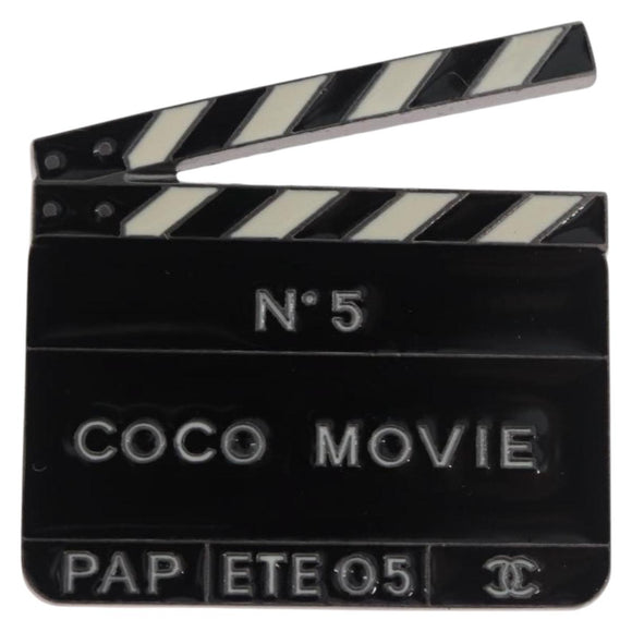 CHANEL Brooch metal Black CC Auth 179780M
