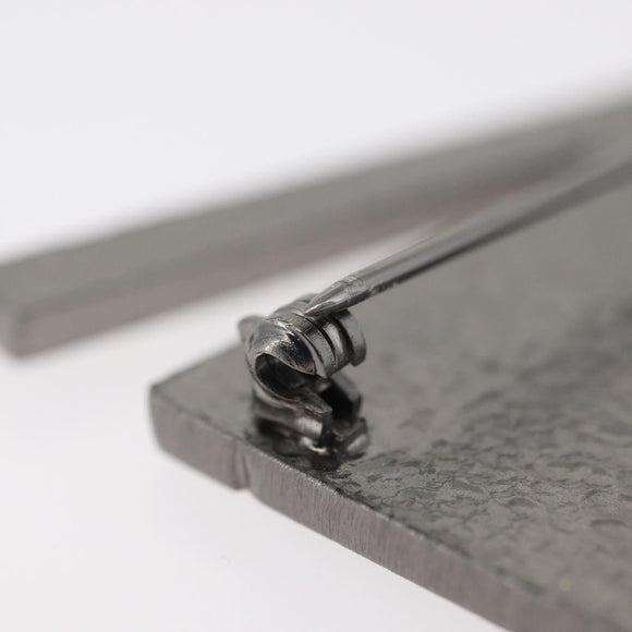 CHANEL Brooch metal Black CC Auth 179780M