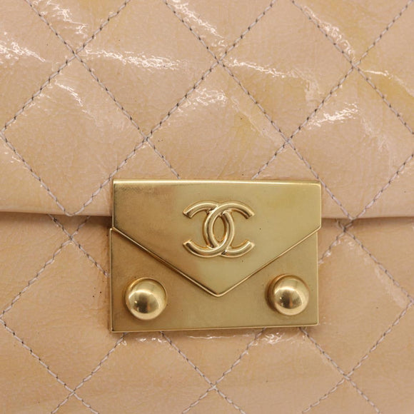 CHANEL Matelasse Chain Shoulder Bag Patent leather Beige Gold CC Auth 179868A